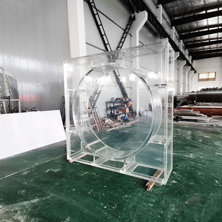Jellyfish tank Tanque de medusas
