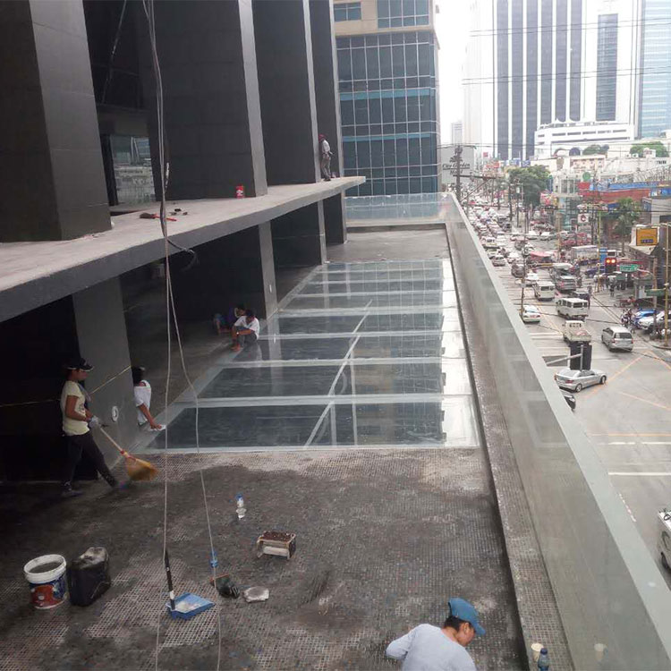 L-Shaped Swimming Pool Piscina en forma de L
