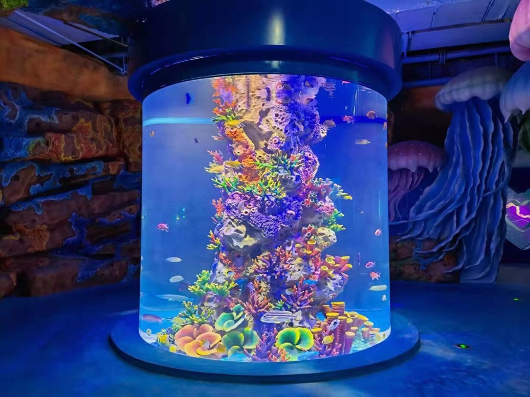 acuario de acr&iacute;lico