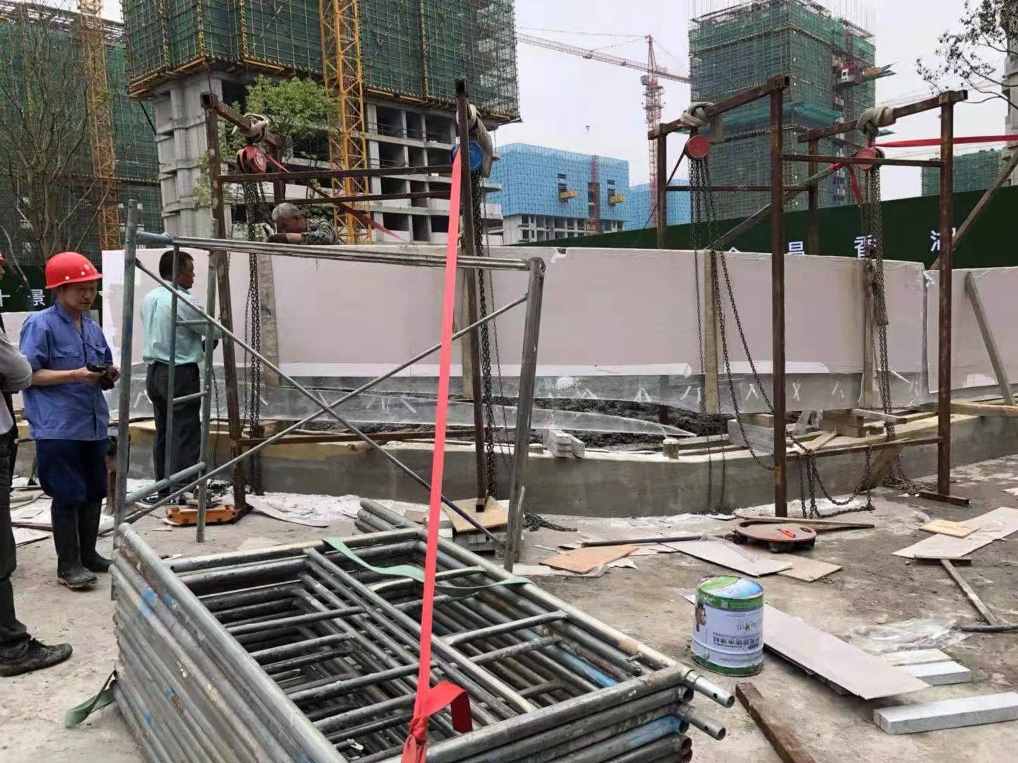 Piscina acr&iacute;lica - instalaci&oacute;n