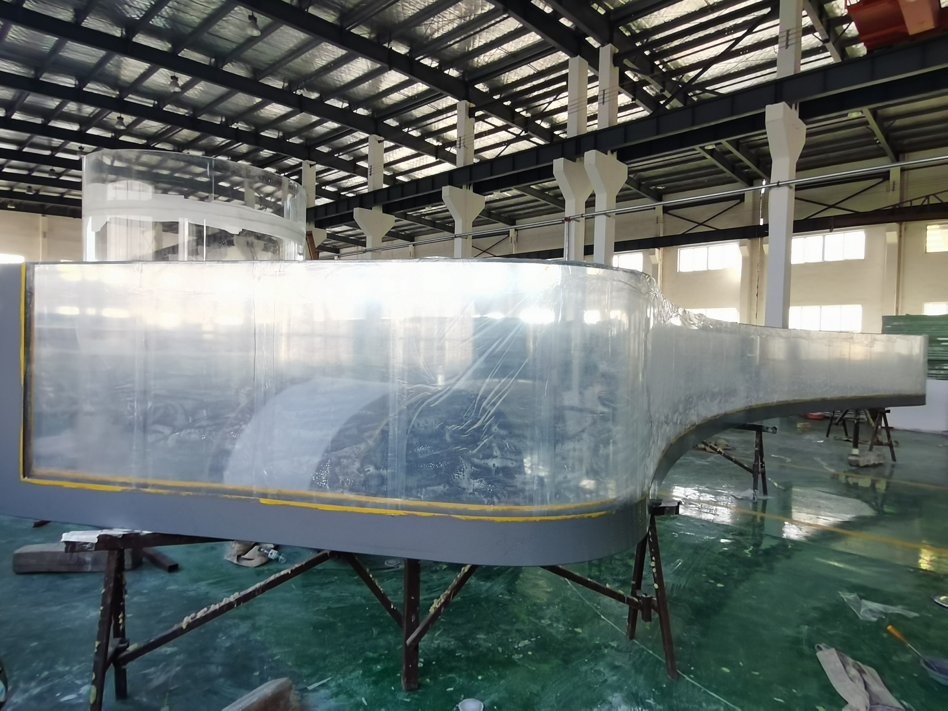 Piscina acr&iacute;lica - instalaci&oacute;n LEYU