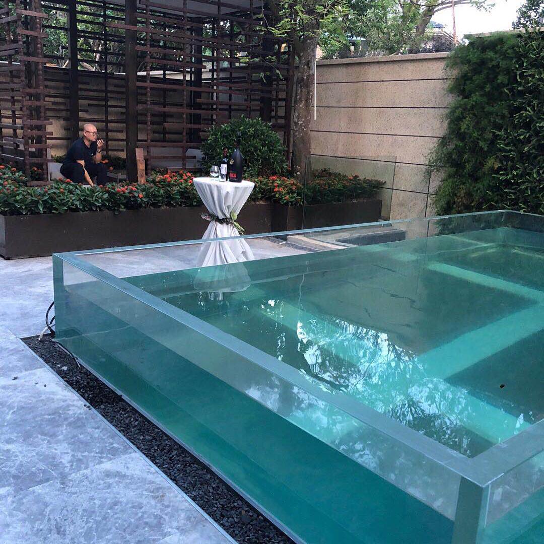 Piscina acr&iacute;lica - dise&ntilde;o