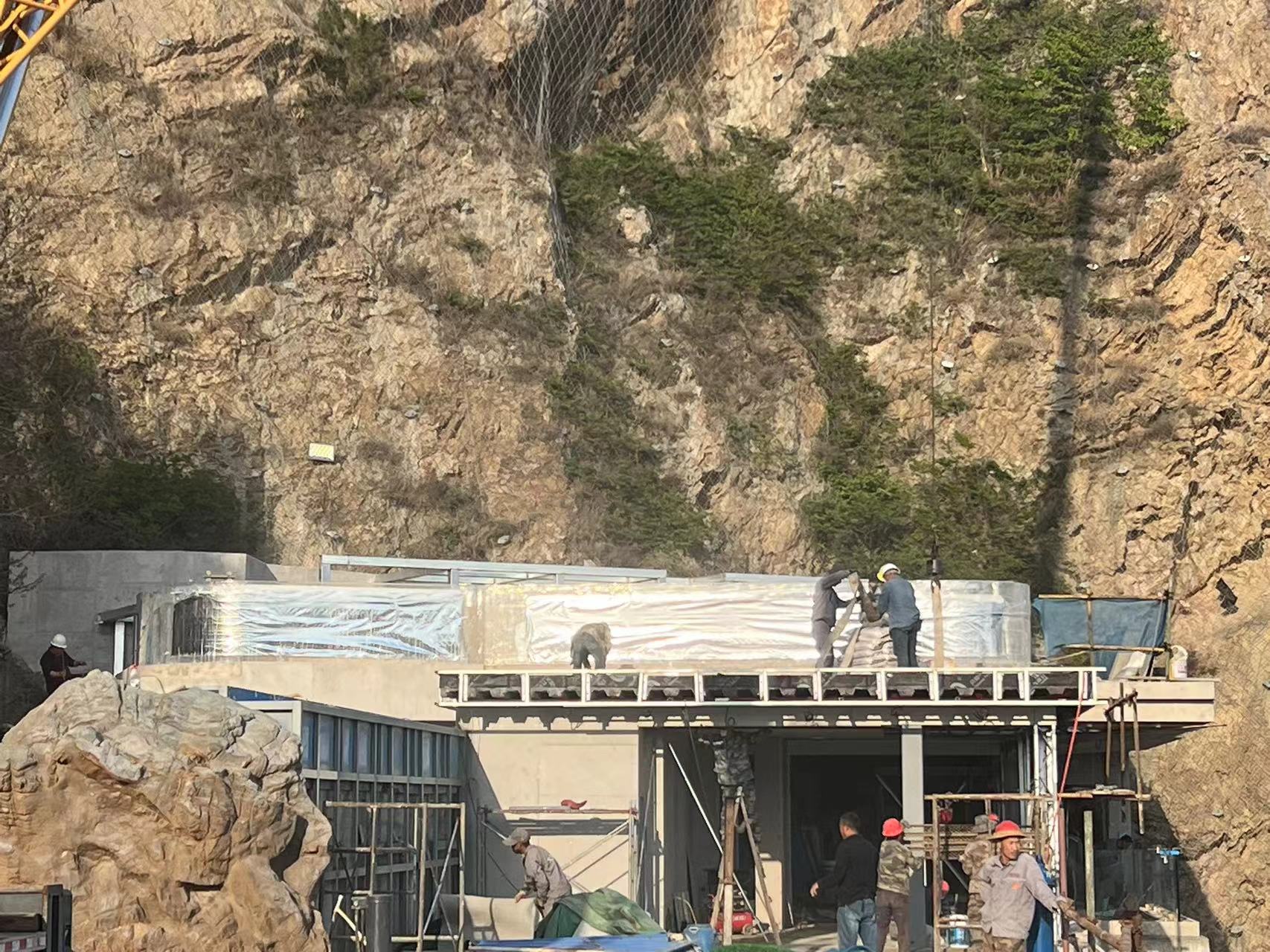 2025 Piscina acr&iacute;lica en Medio Oriente - Leyu (3)