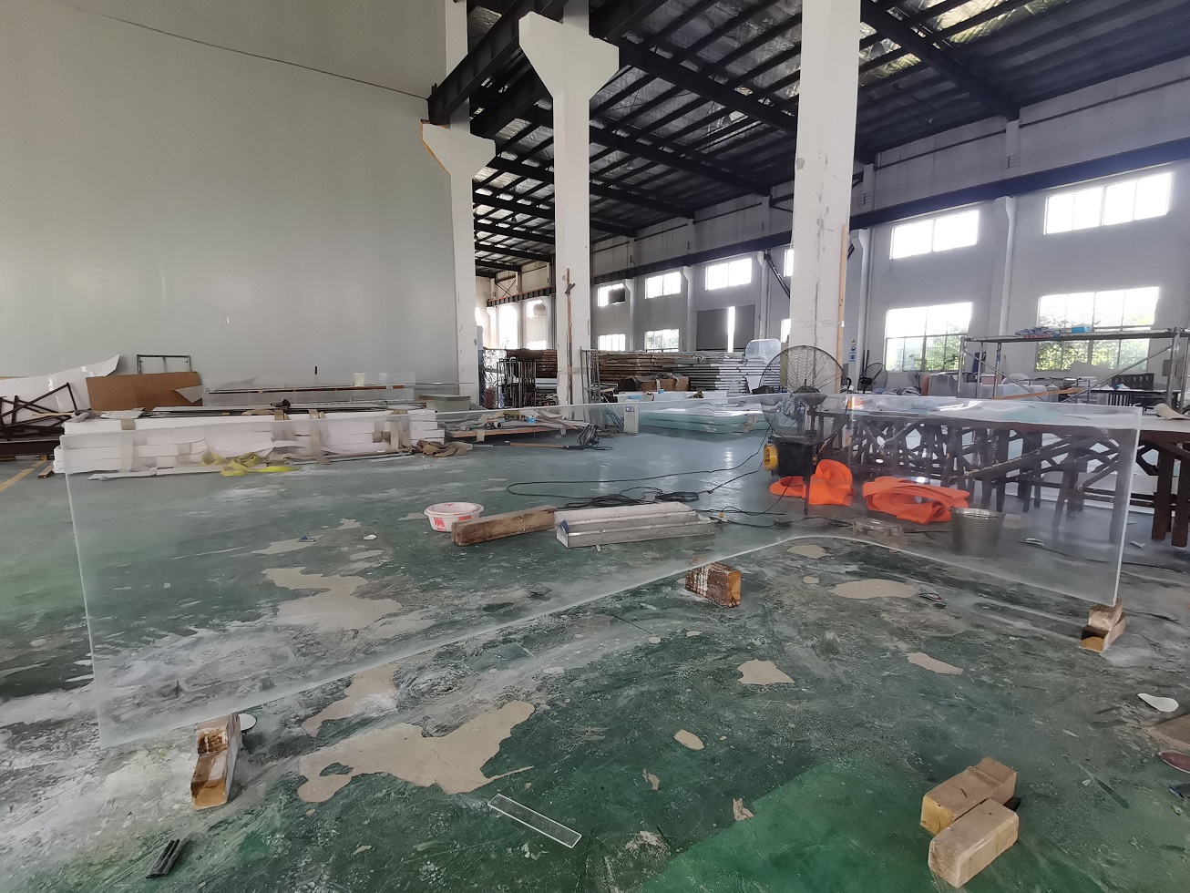 Fabricante e instalador de paredes de piscina de acrílico transparente Comprar pared de piscina Infinity - Leyu