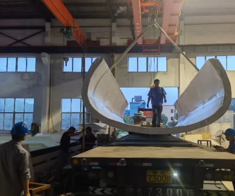Puente transparente, instalaciones acrílicas curvas - Leyu